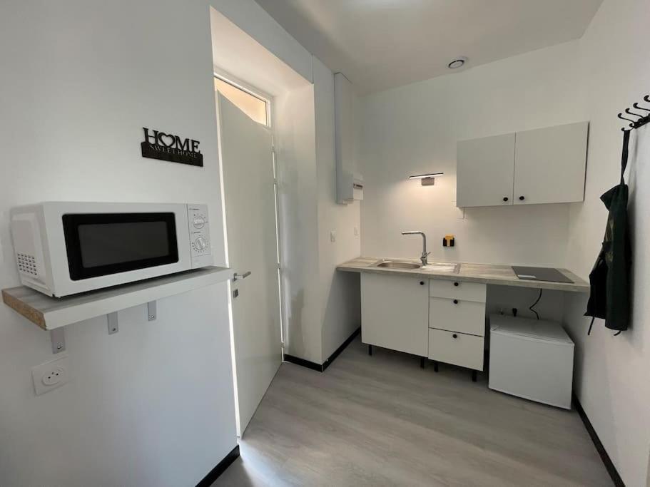רואן Studio A2 18M2 Cosy 5Minutes Gare Parking Gratuit Rue De La Mure מראה חיצוני תמונה